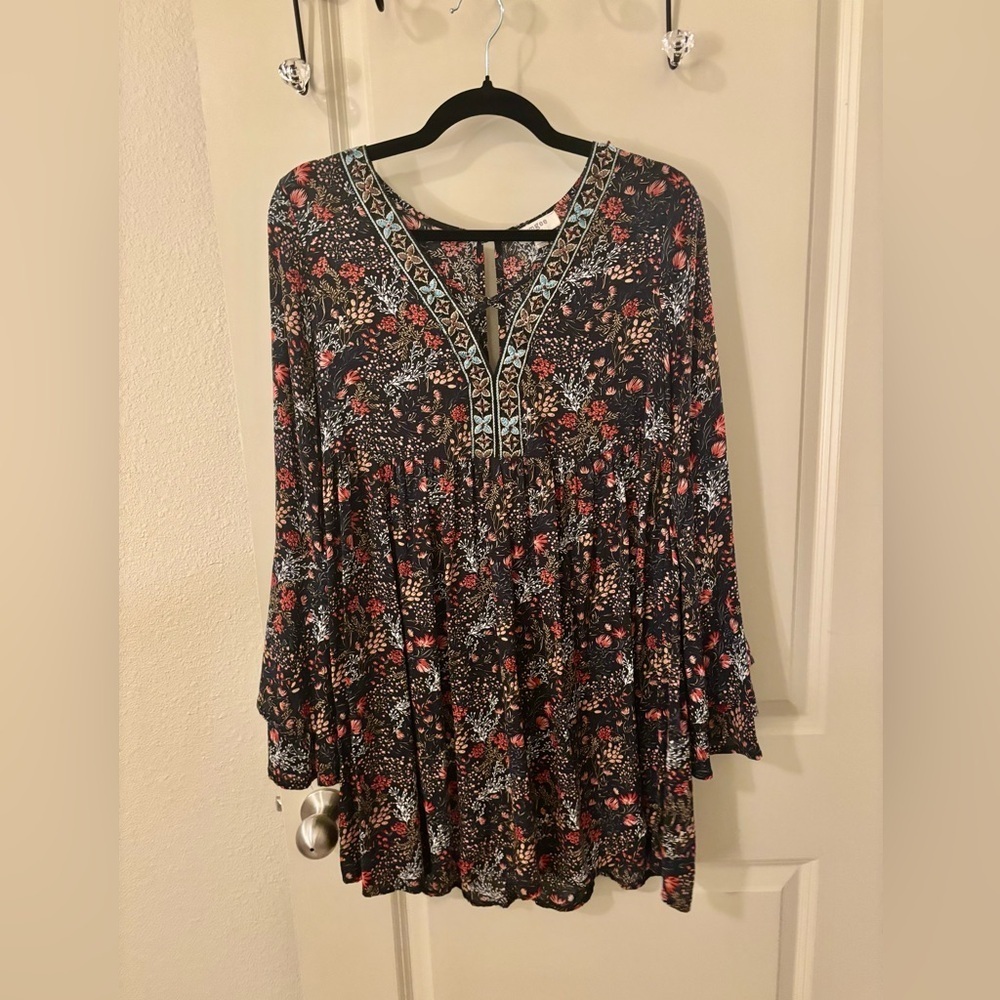 Umgee Floral Blouse with Bell Sleeves Small - Boho, Cottagecore, feminine